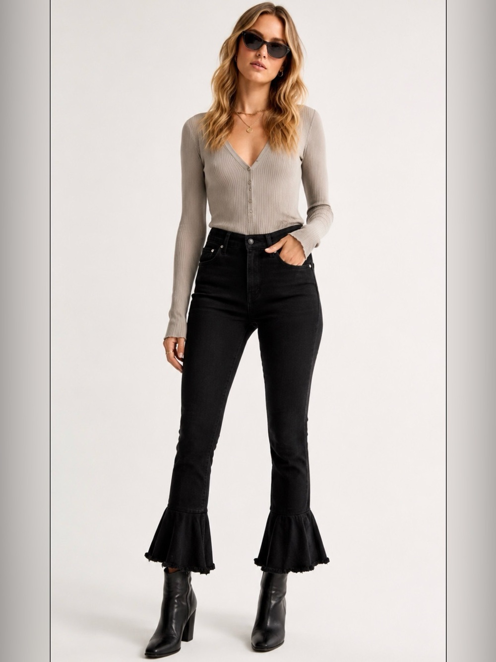 MOTHER The Cha Cha Fray Jeans 27 Not Guilty Black Cropped Flare High Rise